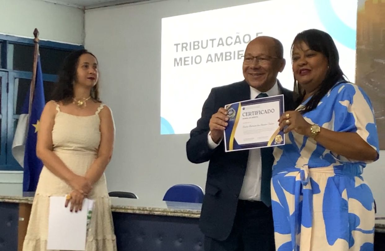 SEACON celebra 30 anos do curso de Ciências Contábeis da Facape com palestras e homenagens a alunos pioneiros
