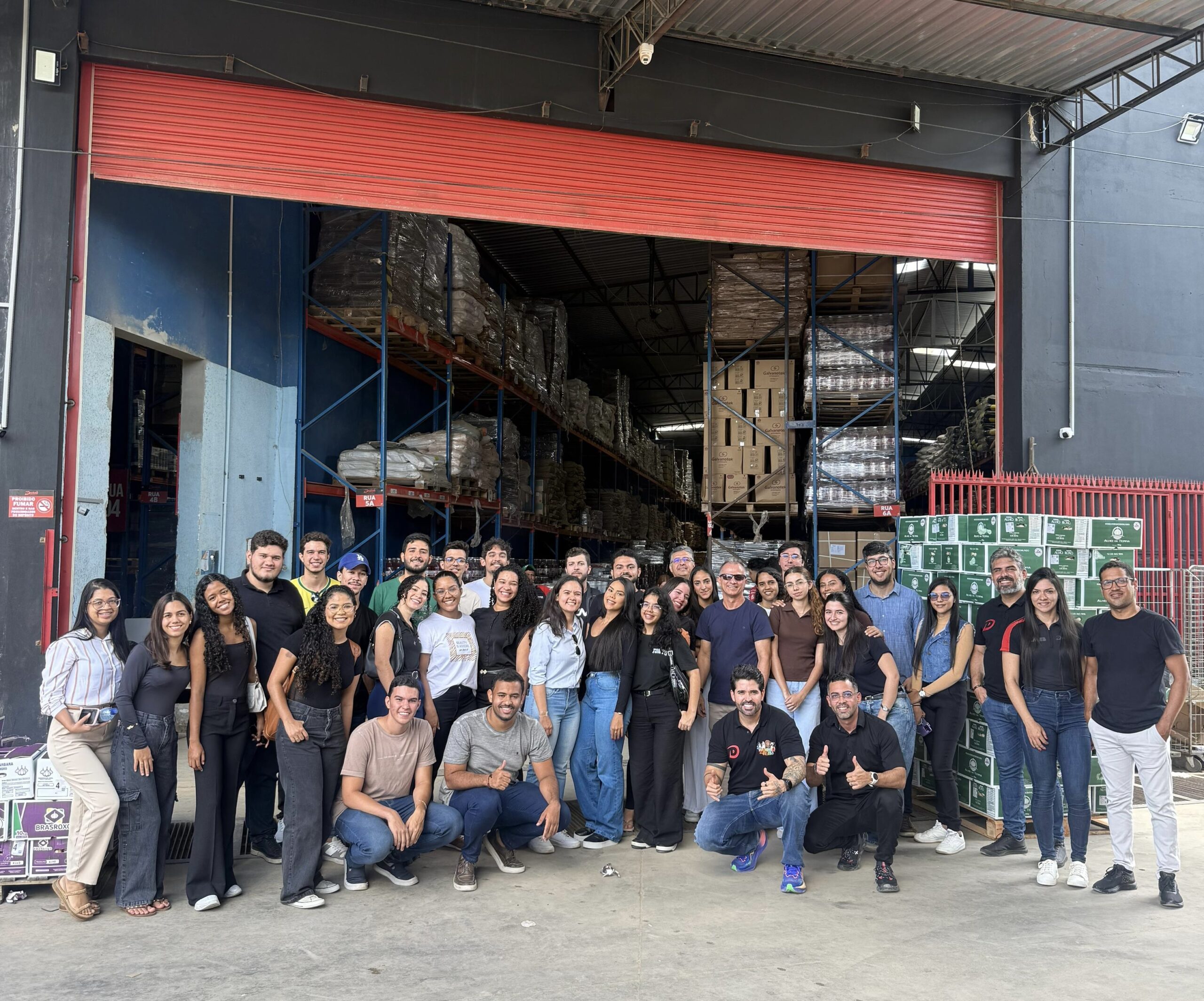 Imersão no mercado: alunos da Facape vivenciam na prática a logística de grande porte na Destak Prime